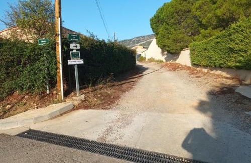 Camplong-d'Aude House | Cher Micheée et Bernard