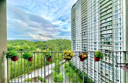 Cheras Apartment | Cheras Traders Square, Balakong, Cheras 6 pax