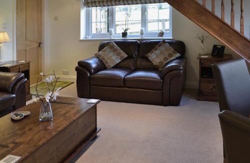 Ripley House | Cherry Blossom Cottage