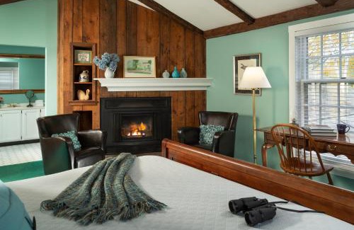 West Chesterfield Hotel | Chesterfield Inn