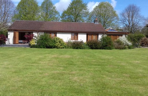 Chew Magna Villa | Chew Valley Cottage (west End Cottage)