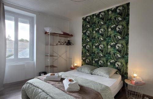 Mernel House | Chez Alec