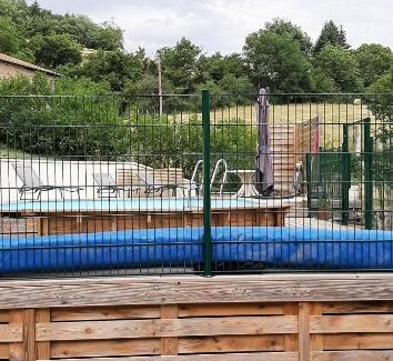 Poule-les-Echarmeaux House | CHEZ BABETH