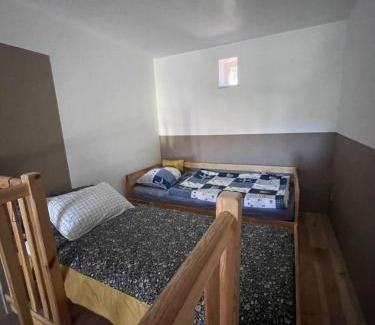 Saint-Didier-sur-Doulon House | Chez la ptite famille
