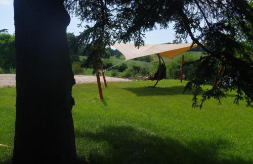 Caillavet Other | CHEZ MITCH EN CAMPING CAR et grand espace extérieur