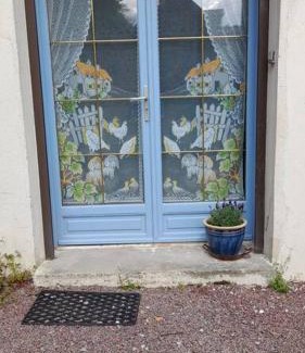 Gavray House | Chez Pauline, Gavray. House with secure parking, Wi-Fi & garage.