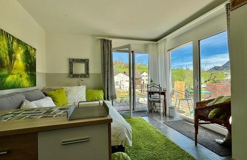 Zullwil Bed & Breakfast | Chez Svanette B&B Villa Sonnglück