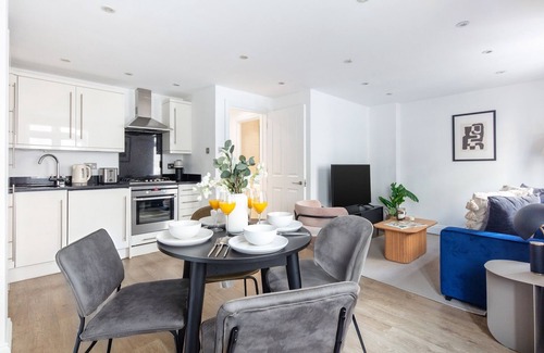 Westminster Apartment | Chic 1BR Close to Buckingham Palace