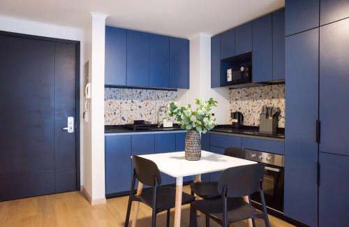 Apoquindo Apartment | Chic 1BR Oasis for 3 in Bustling Las Condes