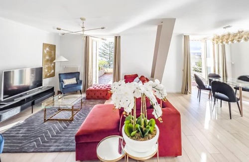 Veytaux Apartment | Chic 2 bedroom apartment near Chillion castle