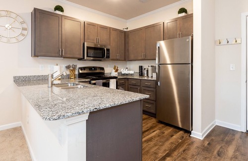 Waxhaw Apartment | Chic 2BD Suite Condo w/ Pool 5-Min Walk to Downtown