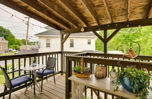 Dover-Foxcroft Apartment | Chic and Central Apartment about 6 Mi to Sebec Lake!