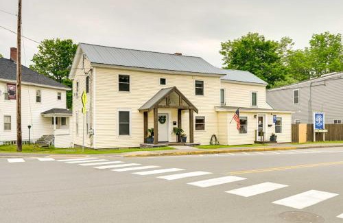 Dover-Foxcroft Apartment | Chic and Central Apartment about 6 Mi to Sebec Lake!