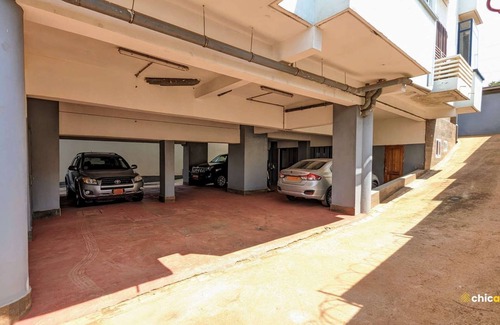 Yaounde Apartment | chic apart with parking and great view