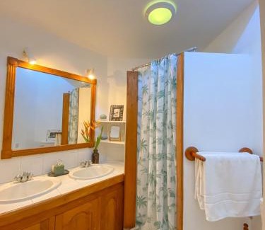Bain Boeuf House | Chic Home with Private Pool, 1 min to Beach