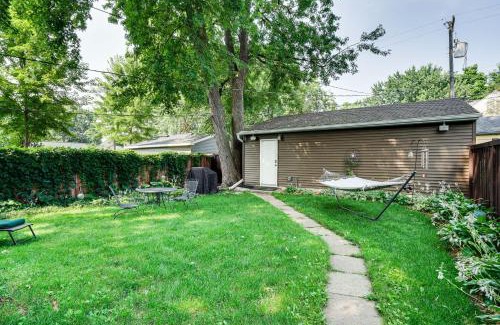 Ericsson Apartment | Chic Minneapolis Apt - 6 Blocks to Lake Nokomis!