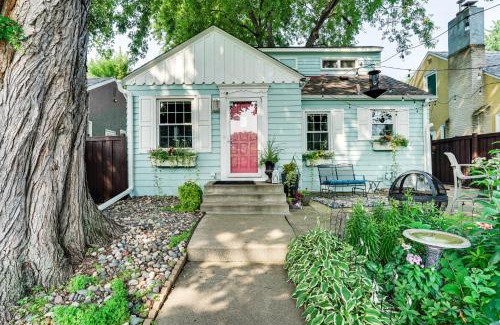 Ericsson Apartment | Chic Minneapolis Apt - 6 Blocks to Lake Nokomis!