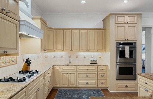 Tarrytown House | Chic & Secluded 4 BDR in Desirable Tarrytown!