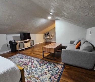 Freetown - Port Rico House | Chic Studio Retreat in the Heart of Lafayette