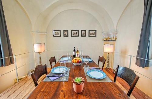 Montemezzo House | Chiesa San Giuseppe