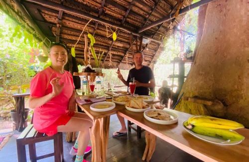 Udawalawa Hotel | Chika's Place River View Udawalawa