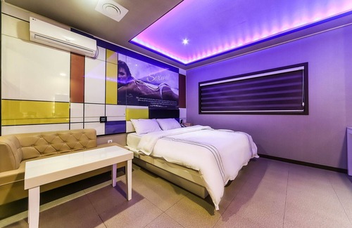 Chilgok Hotel | Chilgok Palgongsan W Drive-in