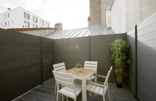 Parc-de-Montsouris Apartment | Chill-out on Private Patio in Vintage Masterpiece