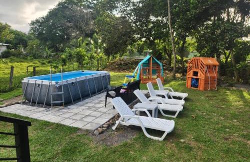 San Rafael House | Chill & Relax in a 11bed 5washroom