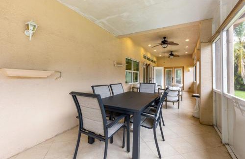 Cloud Lake House | Chill & Spacious 3BR - Beaches & Backyard Fun