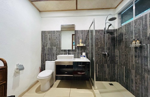 Coron Hotel | Chindonan Dive and Beach Resort