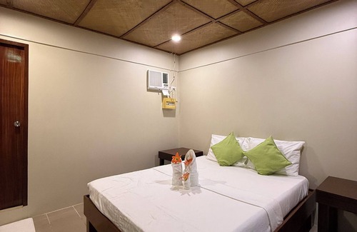 Coron Hotel | Chindonan Dive and Beach Resort