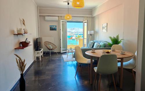 Chios Town Apartment | Chios Port Balcony Suite