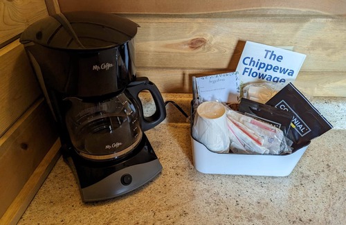 Hayward Apartment | Chip-Wa Lodging Room 6