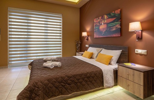 Dafni Apartment | Chocolate deluxe apartment