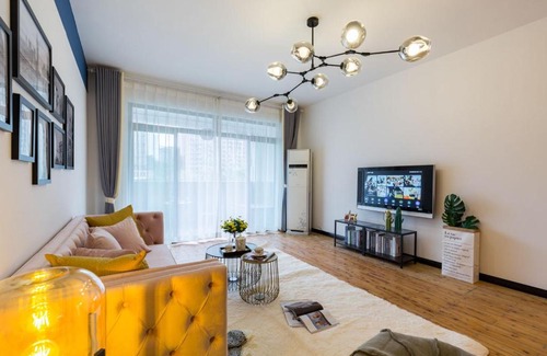 Chongqing Apartment | Chongqing Yubei·Longtousi Park· Locals Apartment 00149310