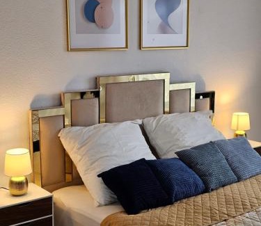 Gladbach Apartment | Chris Home - Mönchengladbach Minto