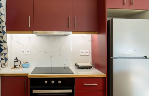 Rafina-Pikermi Apartment | CHROMA Lodge Rafina