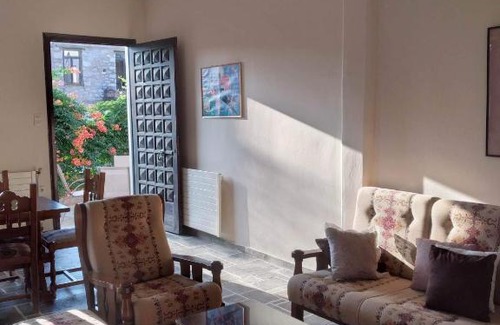 Kymi-Aliveri House | Chrysa's House