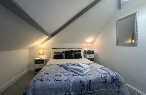 Redruth House | Chy An Lur