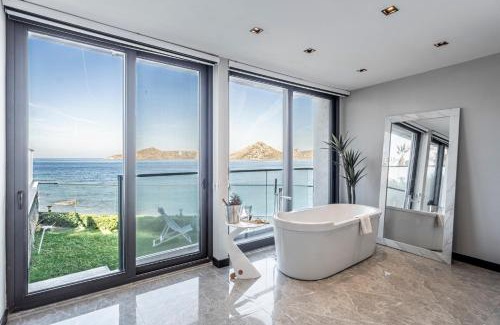 Yalikavak Villa | Çimentepe Residence Deluxe 1 - Villa with Heated Pool & Close to Yalikavak Marina