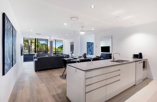 Surfers Paradise Apartment | Circle on Cavill - Wow Stay