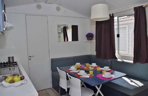 Gralaoni-Pralesi-Cisano House | Cisano San Vito Mobilehome Happy Easy for 6 people