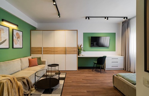 Bucharest City-Centre Apartment | Cismigiu Park - Delightful and Fresh Studio