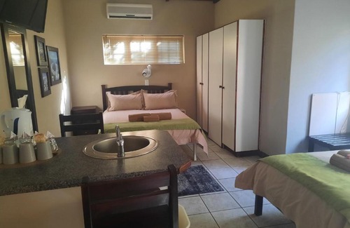 Citrusdal House | Citrusdal Guest Rooms