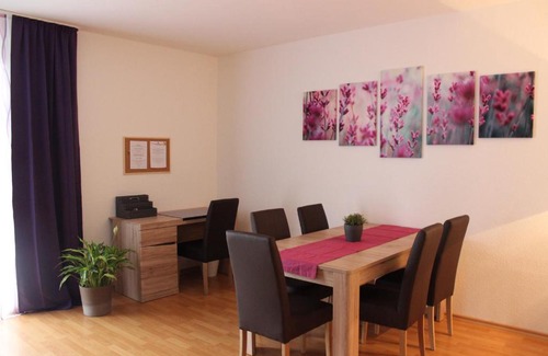 Zwickau Apartment | City-Appartement 3.2.