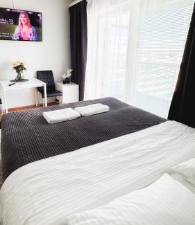 Oulu Apartment | City center 1R studio with perfect view, parking