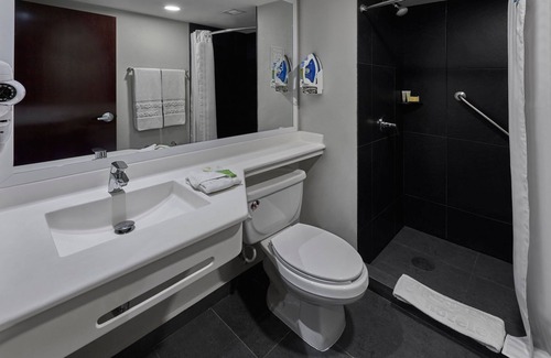 Zona Rio Hotel | City Express by Marriott Tijuana Río