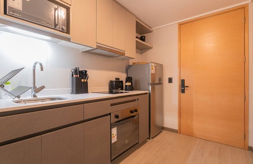 Nunoa Apartment | City Haven Studio Apartment for Two in Nunoa