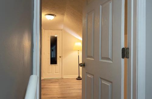 Indianapolis House | City Lights Hideaway- Near Downtown Indianapolis