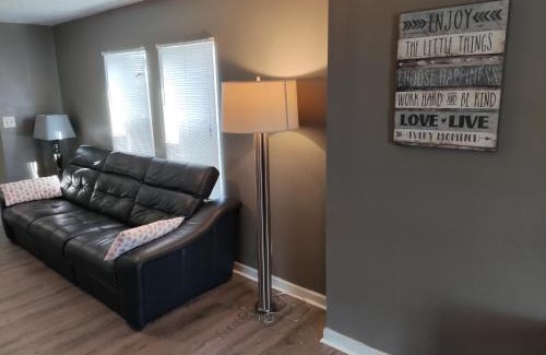 Indianapolis House | City Lights Hideaway- Near Downtown Indianapolis